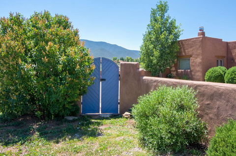 Casa Monte Vista - LBG 11