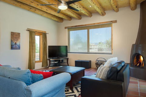 Casa Monte Vista - LBG 1