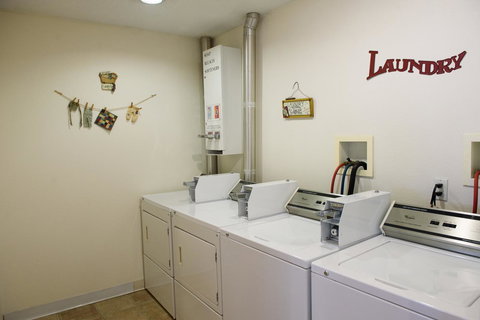 America's Best Value Inn New Paltz - LBG 34