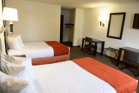 America's Best Value Inn New Paltz - LBG 23