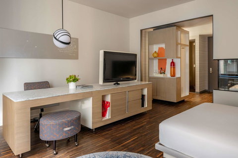 Andaz Wall Street-a Concept By Hyatt - LBG 10