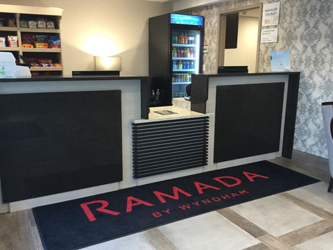 Ramada By Wyndham Bronx Terminal - LBG 17