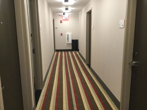 Ramada By Wyndham Bronx Terminal - LBG 14