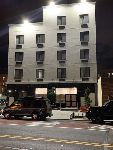 GWB HOTEL - LBG 8