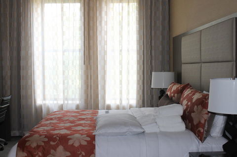 Opera House Hotel - LBG 17