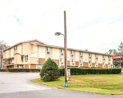 Econo Lodge New Paltz - LBG 21