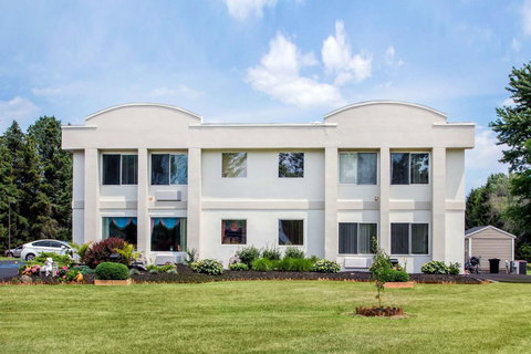 Rodeway Inn & Suites New Paltz- Hudson Valley - LBG 33