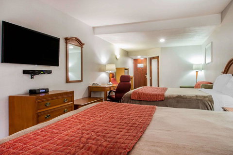 Rodeway Inn & Suites New Paltz- Hudson Valley - LBG 5