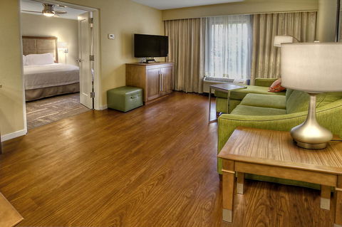 Hampton Inn And Suites Asheville-I-26 - LBG 4