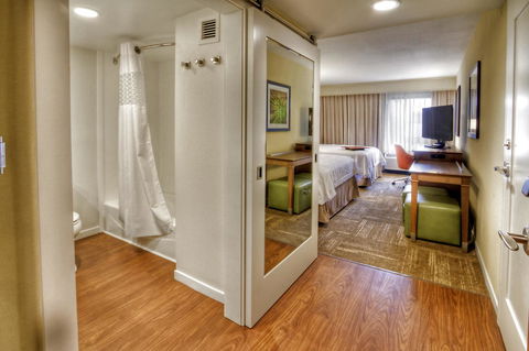 Hampton Inn And Suites Asheville-I-26 - LBG 15