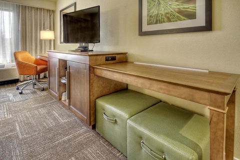 Hampton Inn And Suites Asheville-I-26 - LBG 16