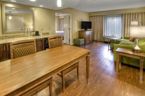 Hampton Inn And Suites Asheville-I-26 - LBG 28