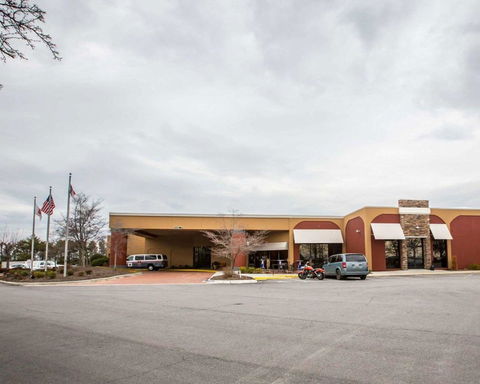 Clarion Inn Asheville Airport - LBG 1