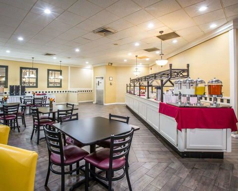 Clarion Inn Asheville Airport - LBG 14