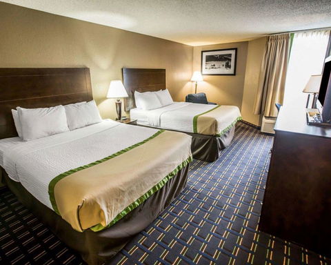 Clarion Inn Asheville Airport - LBG 20