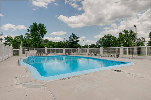 Motel 6 - High Point - LBG 17