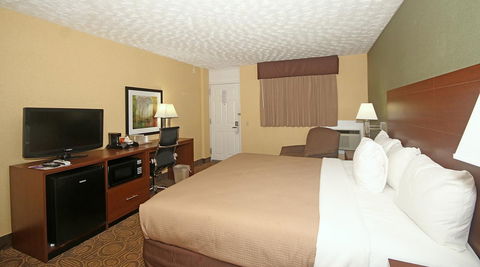 The Townhouse Inn - LBG 8