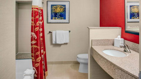 Courtyard High Point - LBG 3