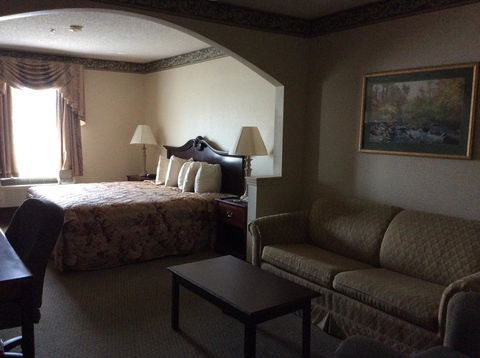 American Inn & Suites - High Point - LBG 14