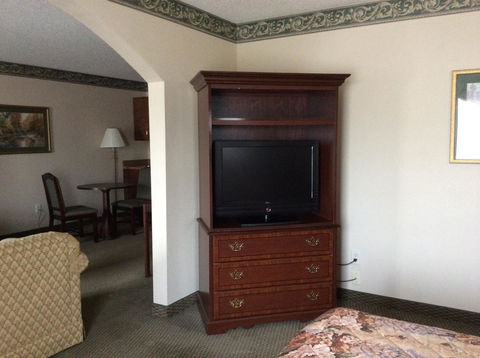 American Inn & Suites - High Point - LBG 16