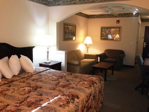 American Inn & Suites - High Point - LBG 25