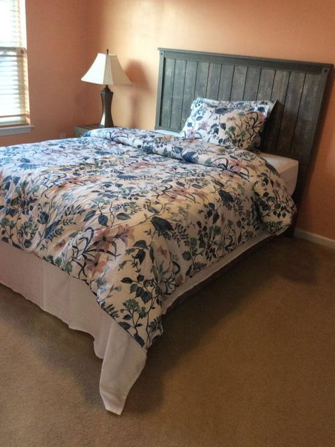 Classy, Cozy Close To Everything ... - LBG 6