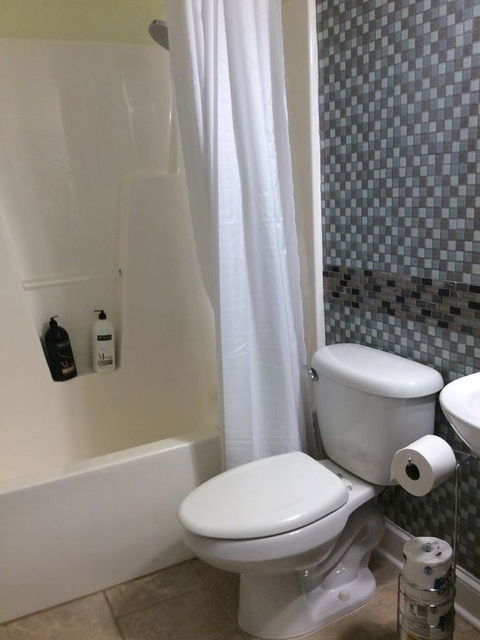 Classy, Cozy Close To Everything ... - LBG 7