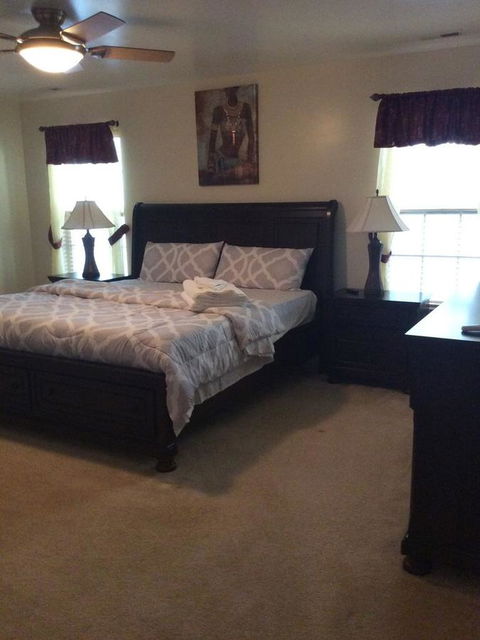 Classy, Cozy Close To Everything ... - LBG 2