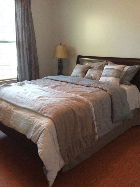 Classy, Cozy Close To Everything ... - LBG 21