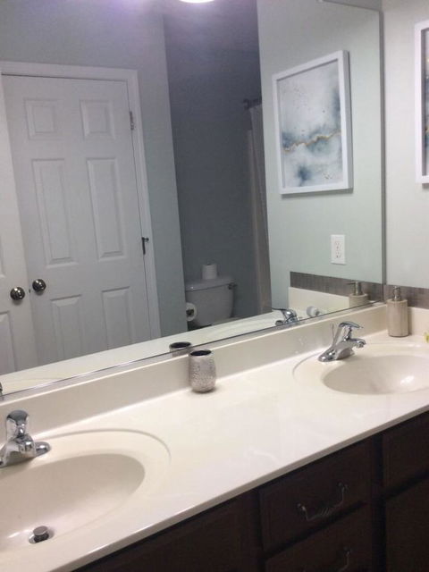 Classy, Cozy Close To Everything ... - LBG 5