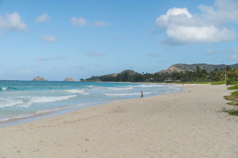 Kailua Beach Studio - Tiki Room - LBG 22
