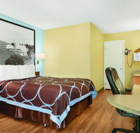 Super 8 by Wyndham Findlay