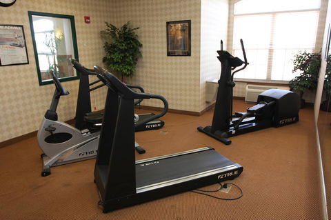 Country Inn & Suites By Radisson, Findlay, OH - LBG 29