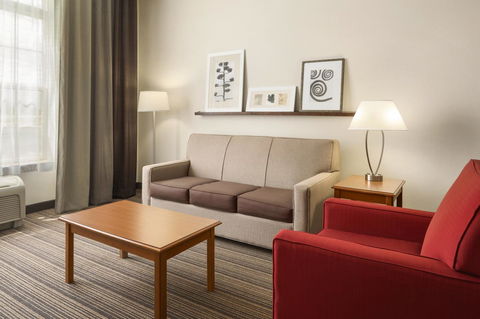 Country Inn & Suites By Radisson, Findlay, OH - LBG 9