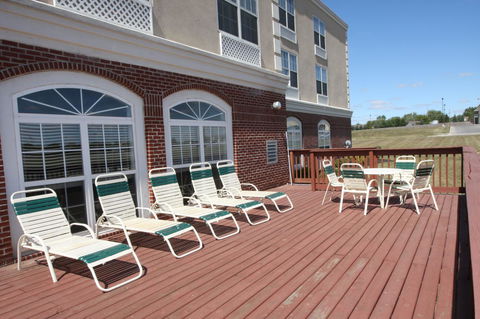 Country Inn & Suites By Radisson, Findlay, OH - LBG 17
