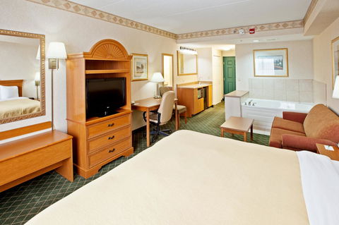 Country Inn & Suites By Radisson, Findlay, OH - LBG 20