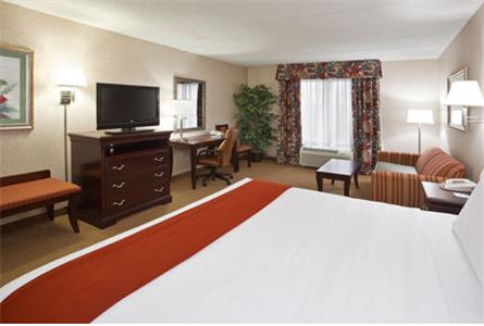 Baymont Inn & Suites By Wyndham Findlay - LBG 25