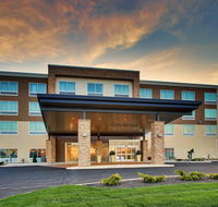 Holiday Inn Express  Suites Findlay North