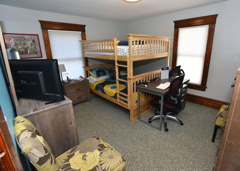 Berrodin Bed & Breakfast - LBG 9