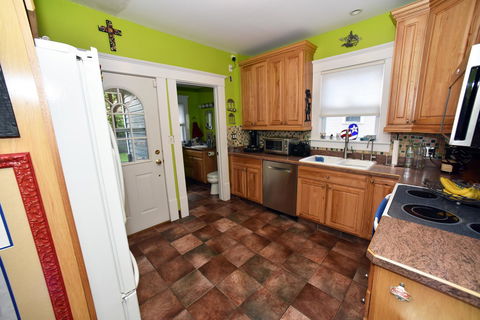 Berrodin Bed & Breakfast - LBG 38