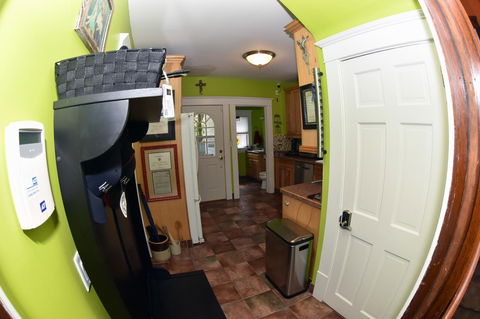 Berrodin Bed & Breakfast - LBG 37