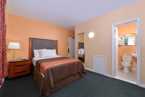 America's Best Value Inn Media - Philadelphia - LBG 3