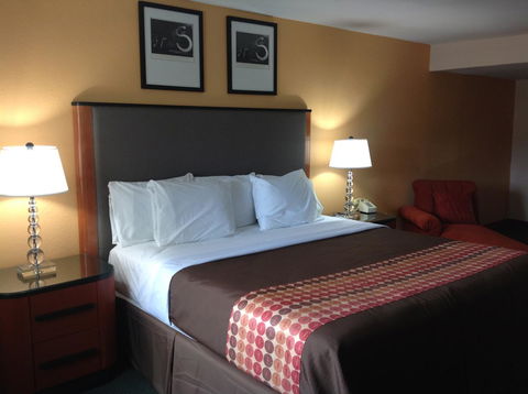 America's Best Value Inn Media - Philadelphia - LBG 15