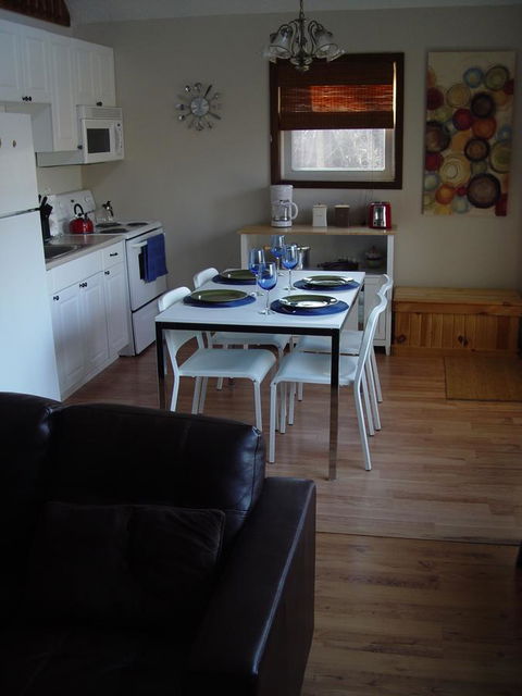 Mountaintop Lake Cottage - LBG 5