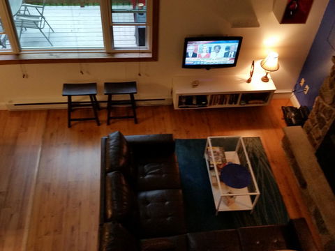 Mountaintop Lake Cottage - LBG 42