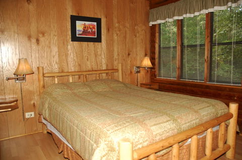 Carolina Landing Camping Resort Cabin 9 - LBG 0