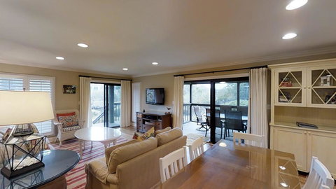 4581 Parkside Villa - LBG 1