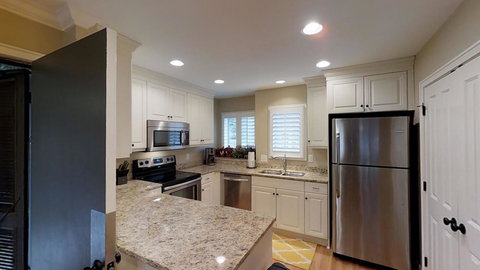 4581 Parkside Villa - LBG 3