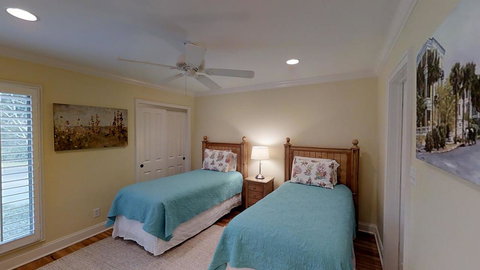 4581 Parkside Villa - LBG 14