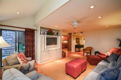 4320 Windswept Villa - LBG 11